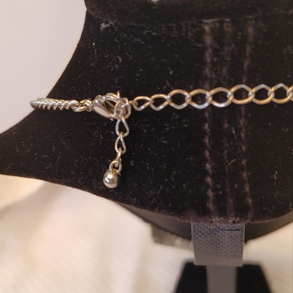 Fashion Necklace - Picture 4 of 5